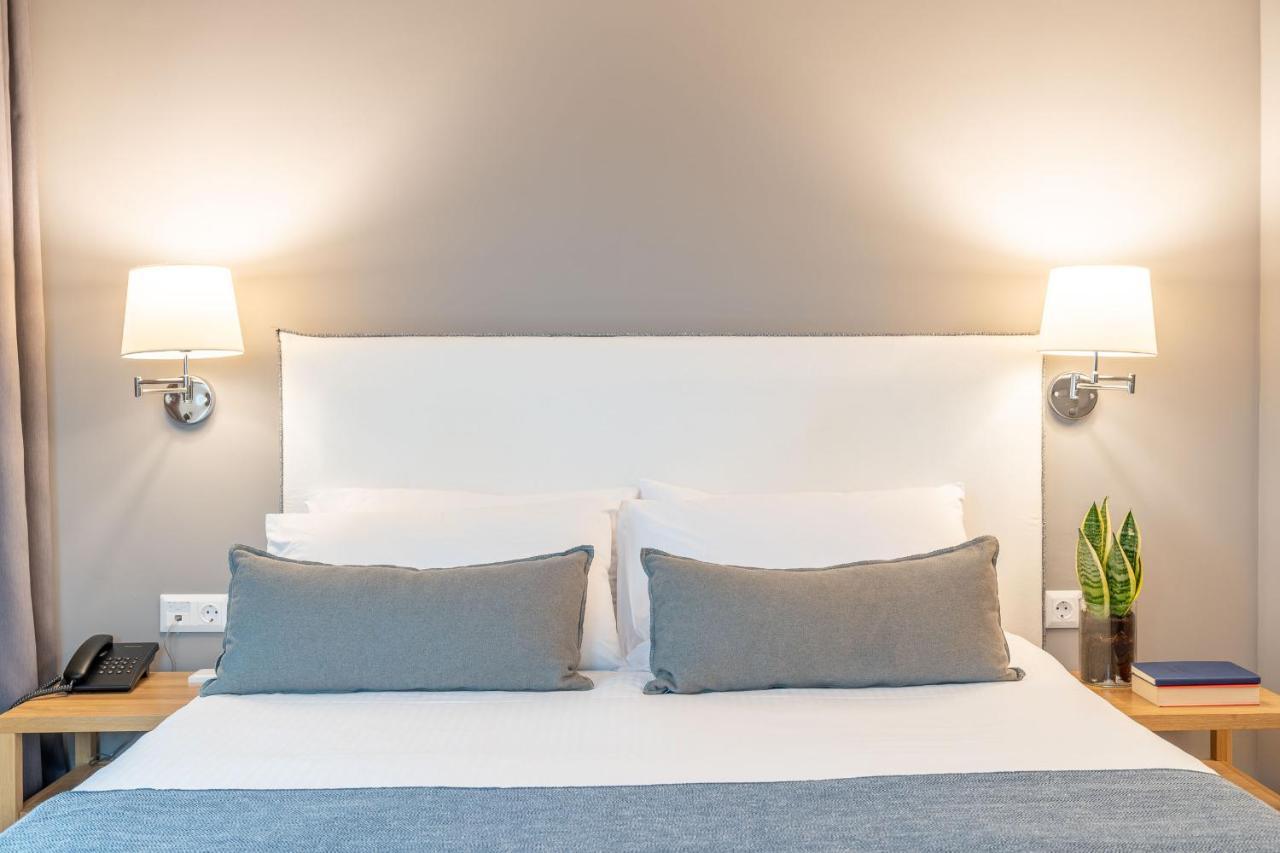Chroma Fashion Rooms & Apartments Atenas Exterior foto